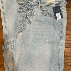 Universal Thread Light Wash Wide Leg Jeans
